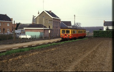 Dergneau - TH 84-3733 (1).jpg